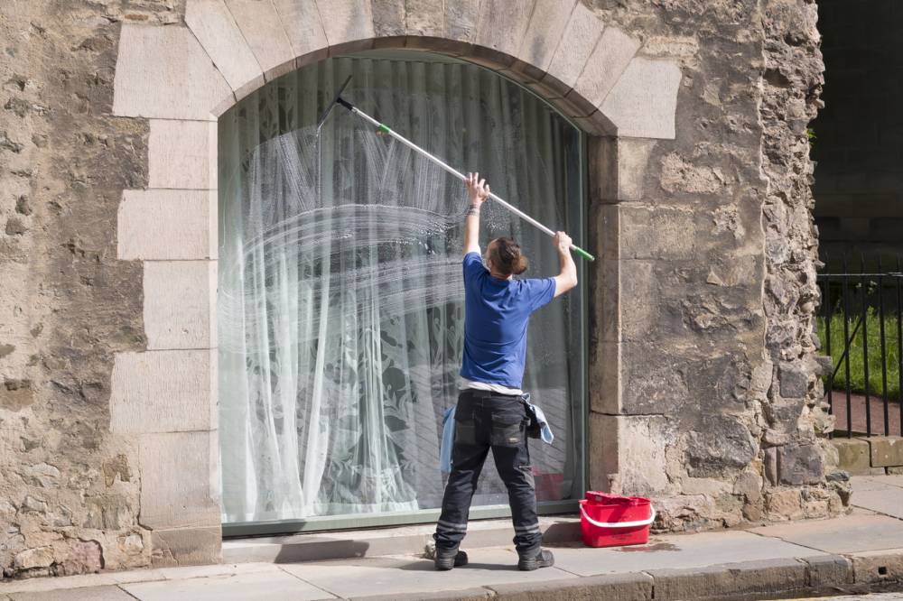 laveur de vitres professionnel