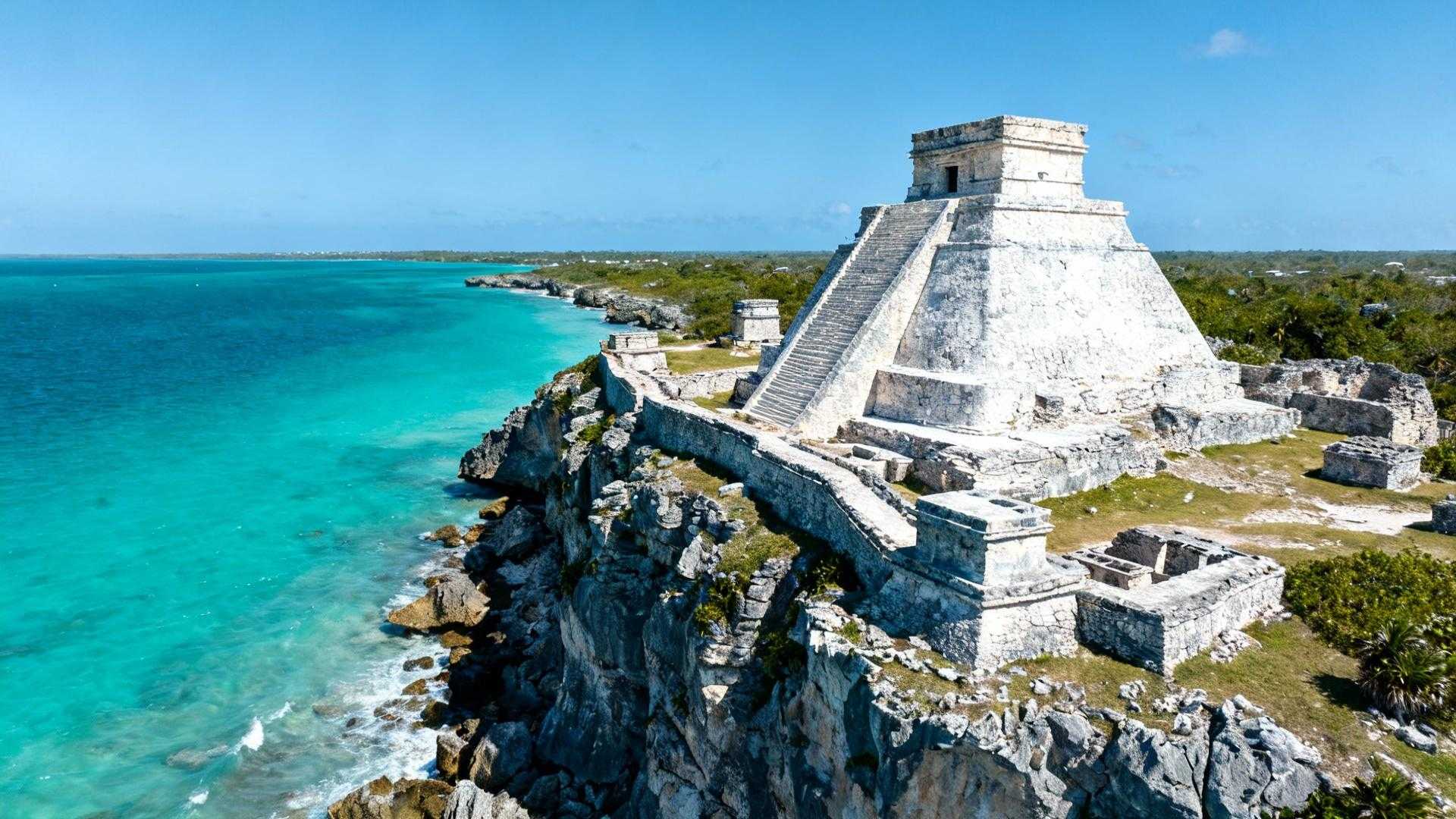 Cette pyramide maya de 12 mètres guidait les navires depuis 800 ans
