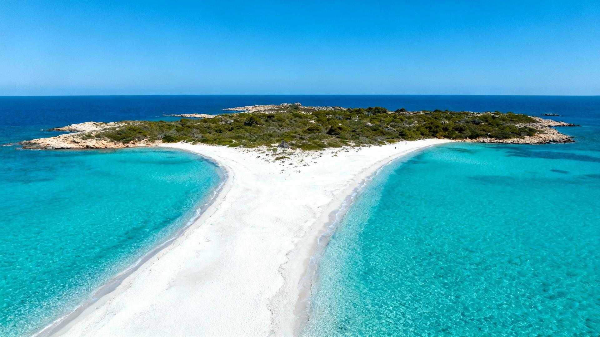 Cette plage espagnole coûte 160 € la nuit quand les Maldives facturent 800 €
