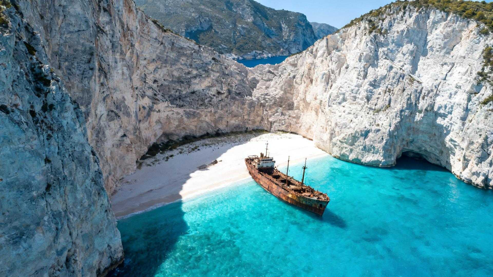 Cette plage grecque coûte 35 € quand les Maldives facturent 1 500 €
