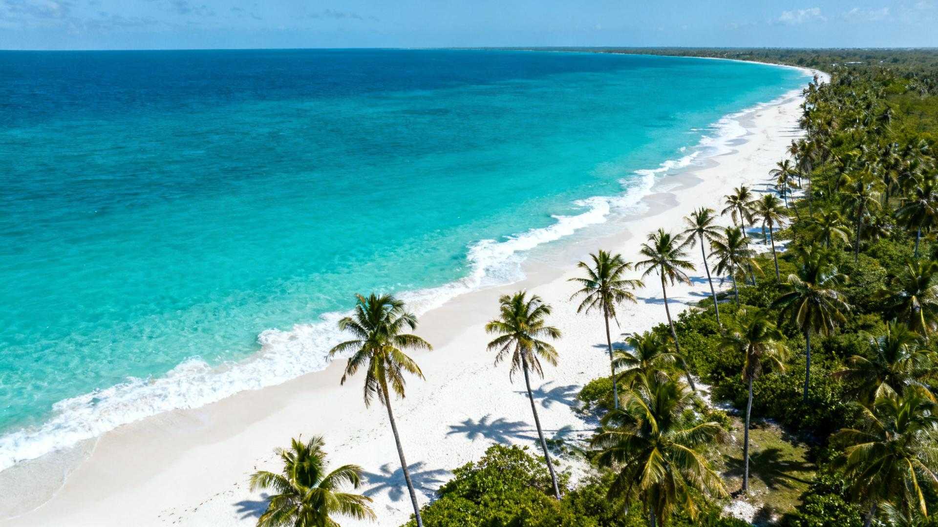 Cette plage classée 3e mondiale coûte 1,50 € quand les Maldives facturent 225 €