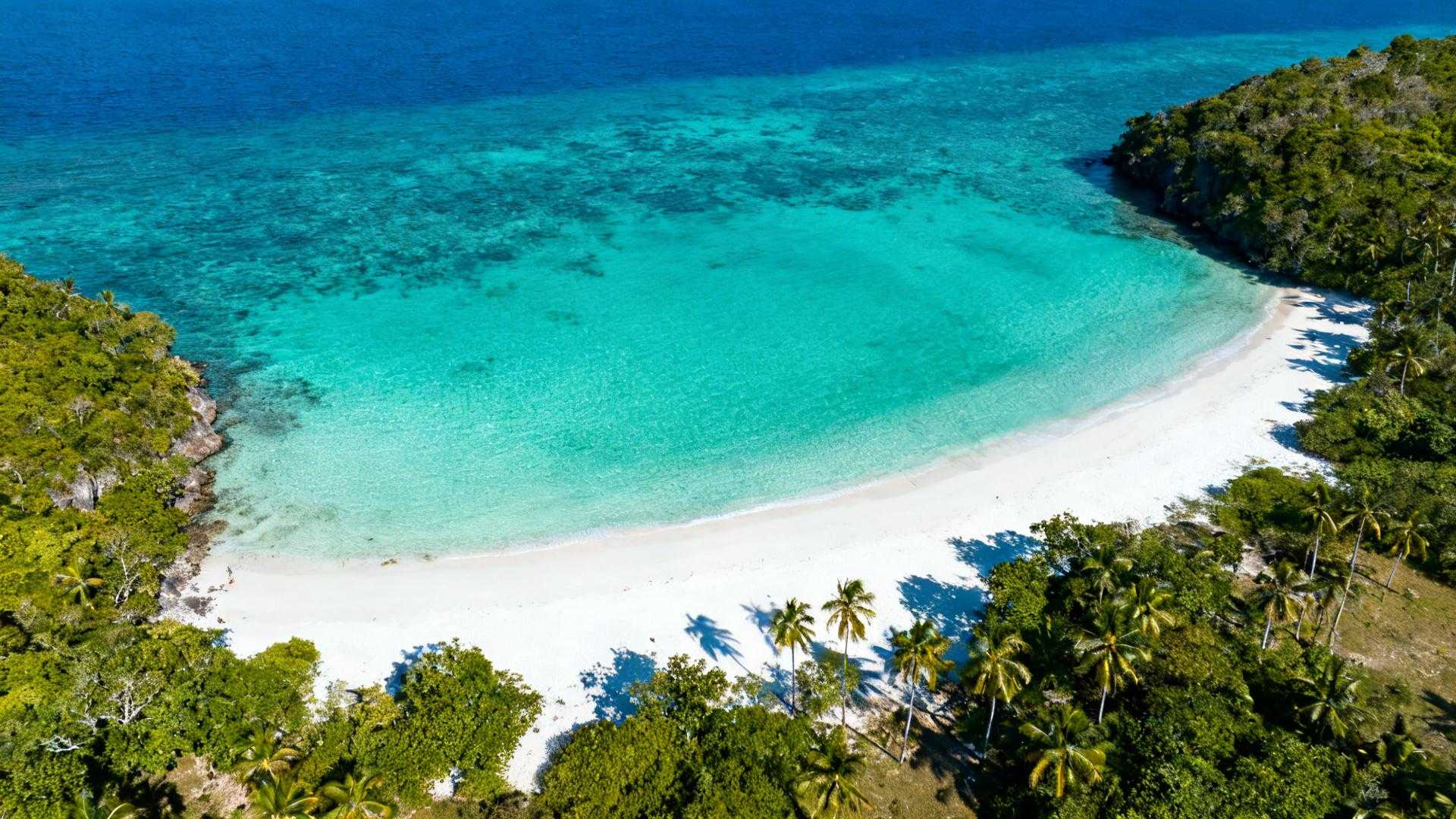 Cette île de 321 km² coûte 50 € quand les Maldives facturent 500 €