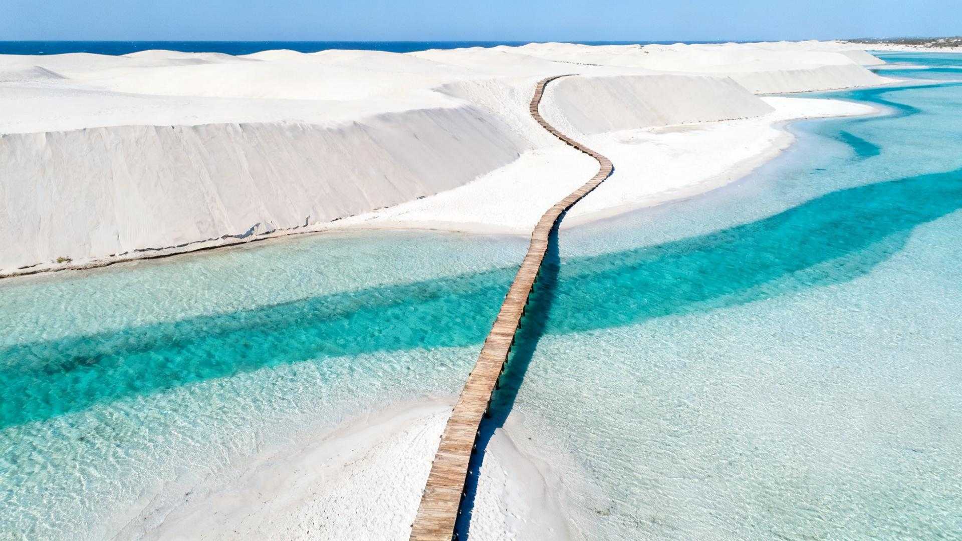 Cette plage grecque de 270 habitants coûte 60 € la nuit quand les Maldives facturent 600 €