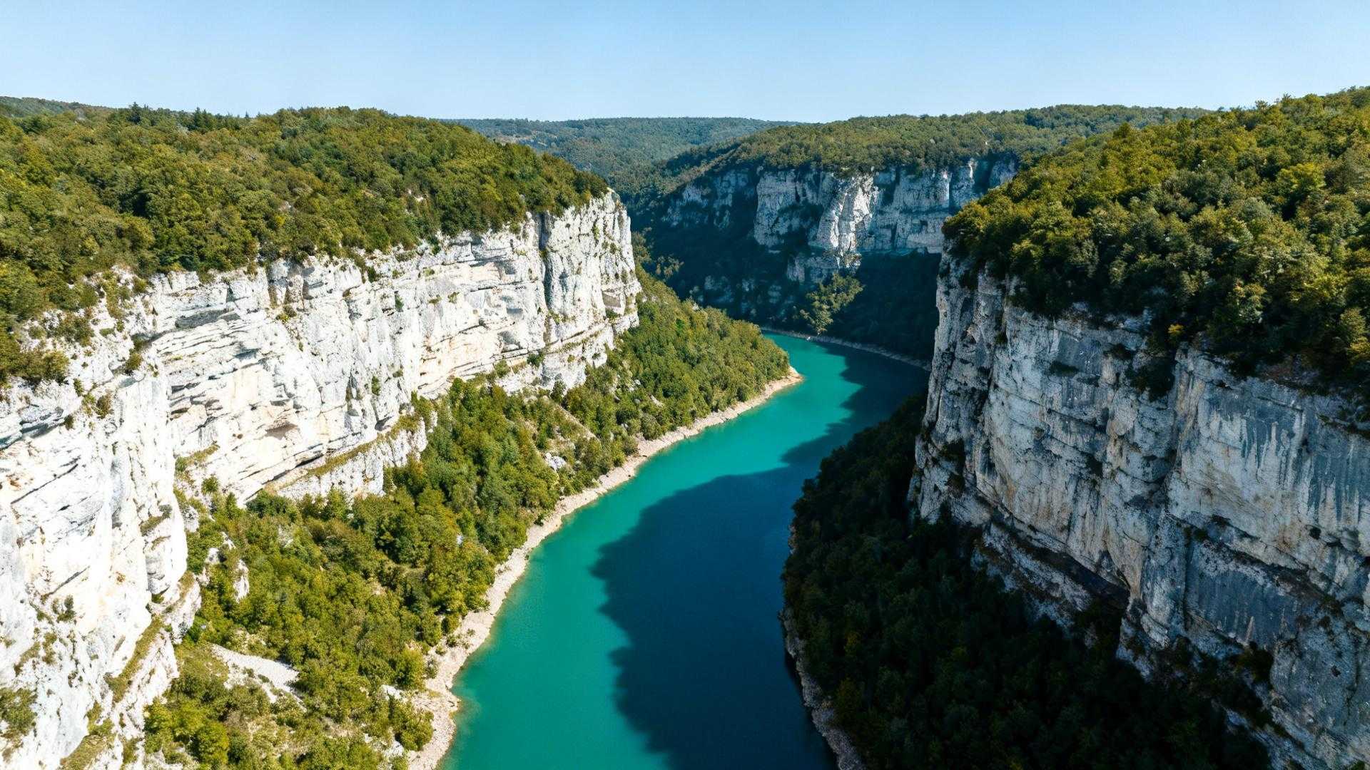 170 km de canyon entre Cantal et Aveyron que même les GPS peinent à localiser